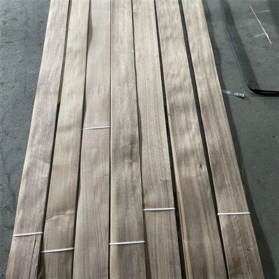 0. 5mm černá ořechová dýha